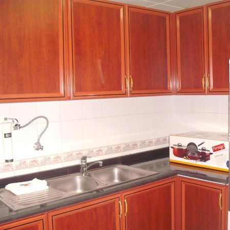 Abu Dhabi Plaza Hotel Apartments Kültér fotó