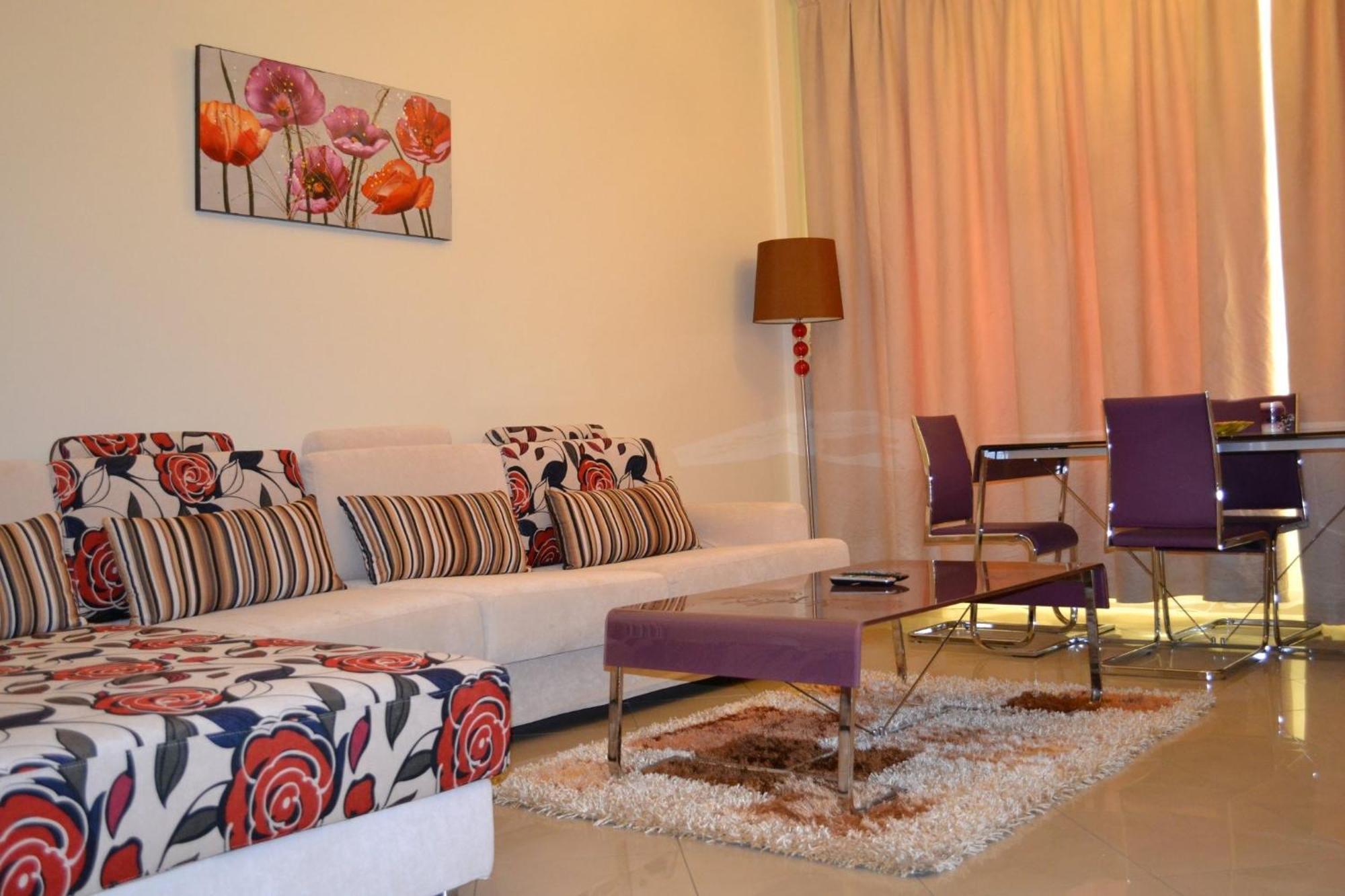 Abu Dhabi Plaza Hotel Apartments Kültér fotó