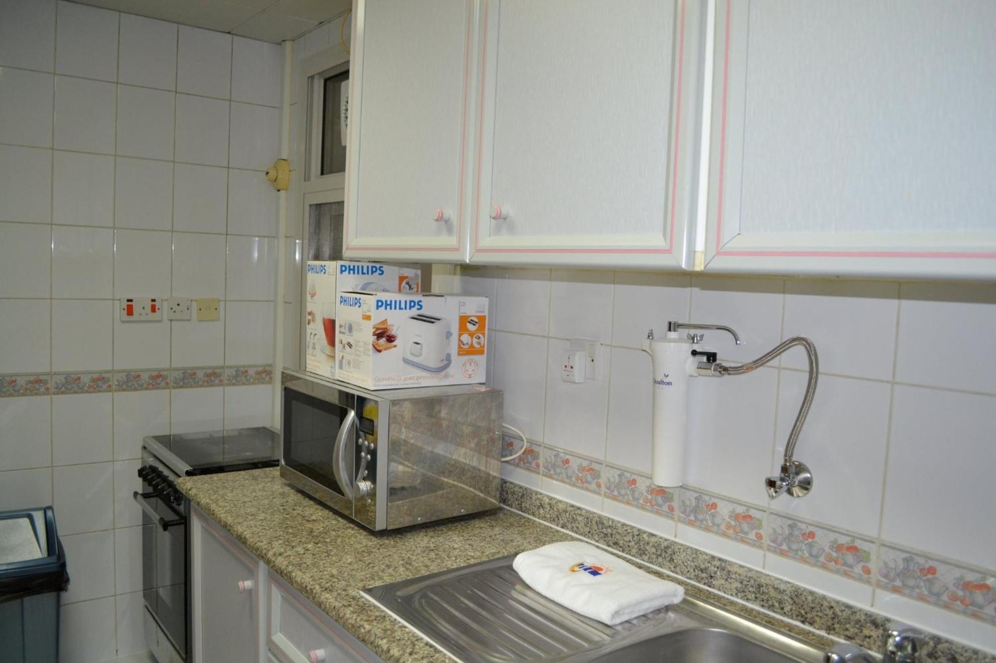 Abu Dhabi Plaza Hotel Apartments Kültér fotó