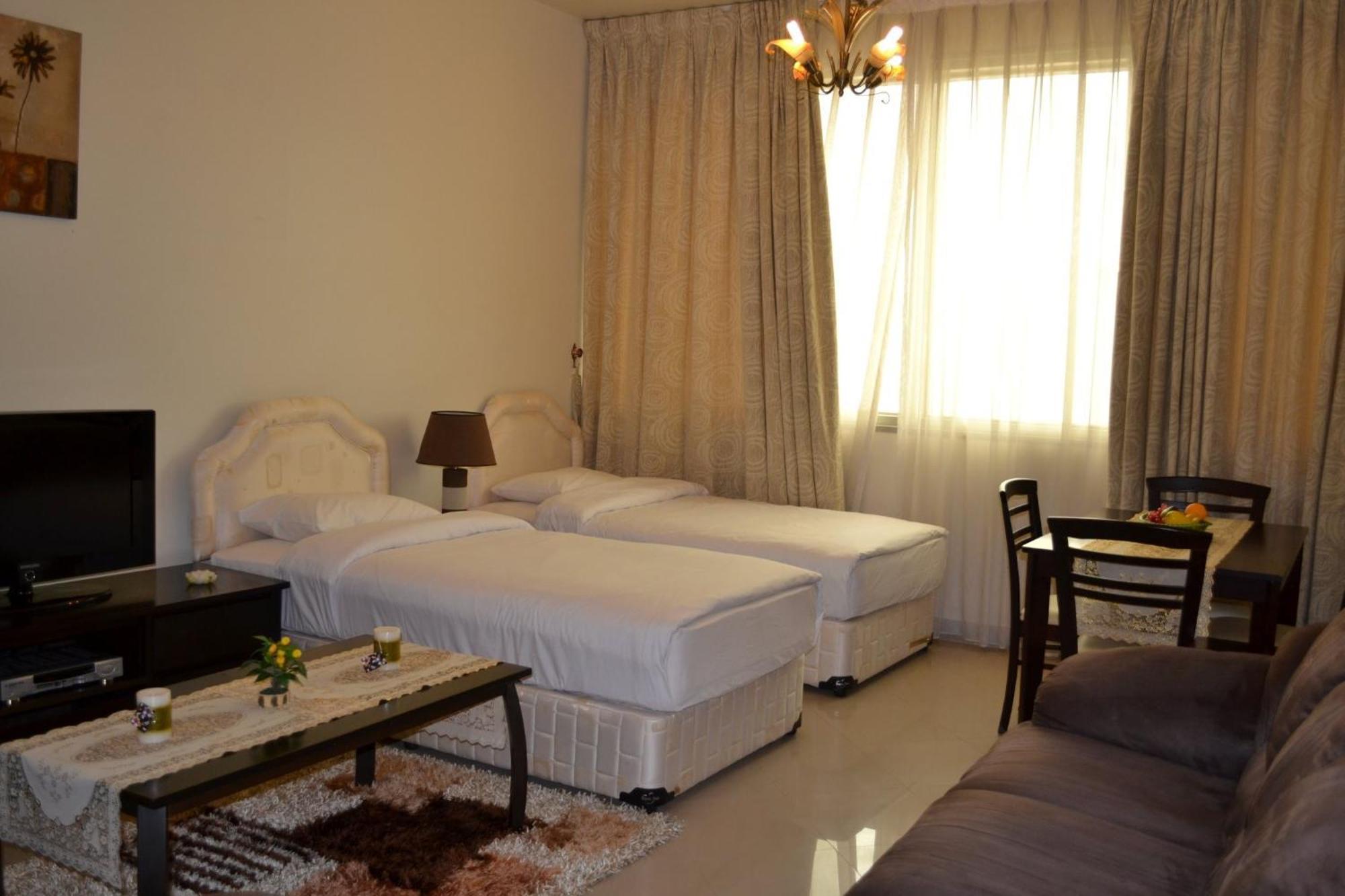 Abu Dhabi Plaza Hotel Apartments Kültér fotó