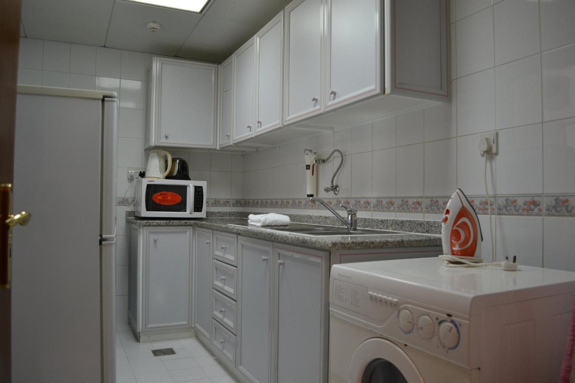 Abu Dhabi Plaza Hotel Apartments Kültér fotó
