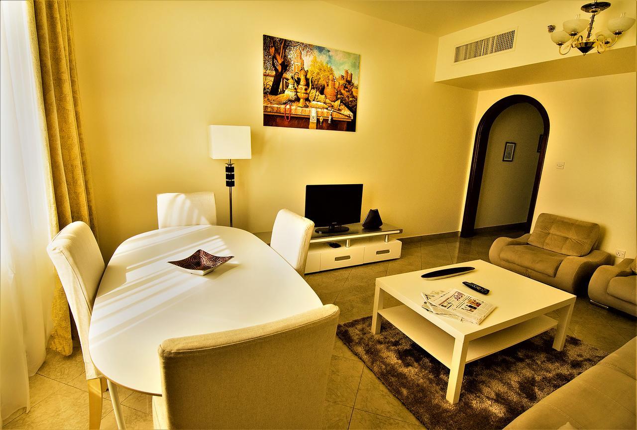 Abu Dhabi Plaza Hotel Apartments Kültér fotó